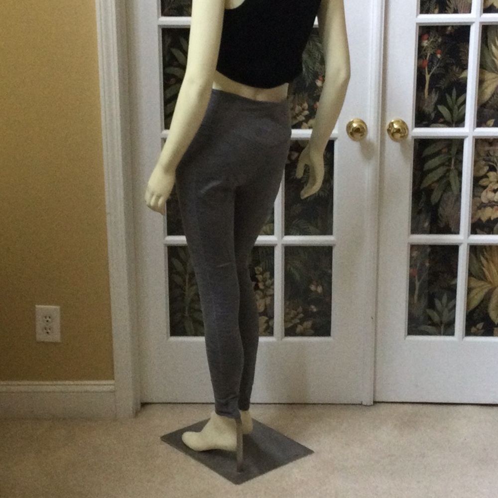Nike Drfifit woman’s M Heathered Grey full length leggings - Picture 2 of 5